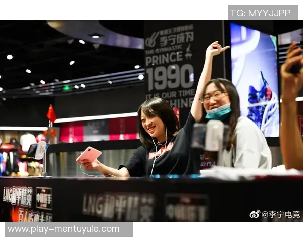 世界杯新闻和平精英战队LNG灵活战术分析与实战应用探讨